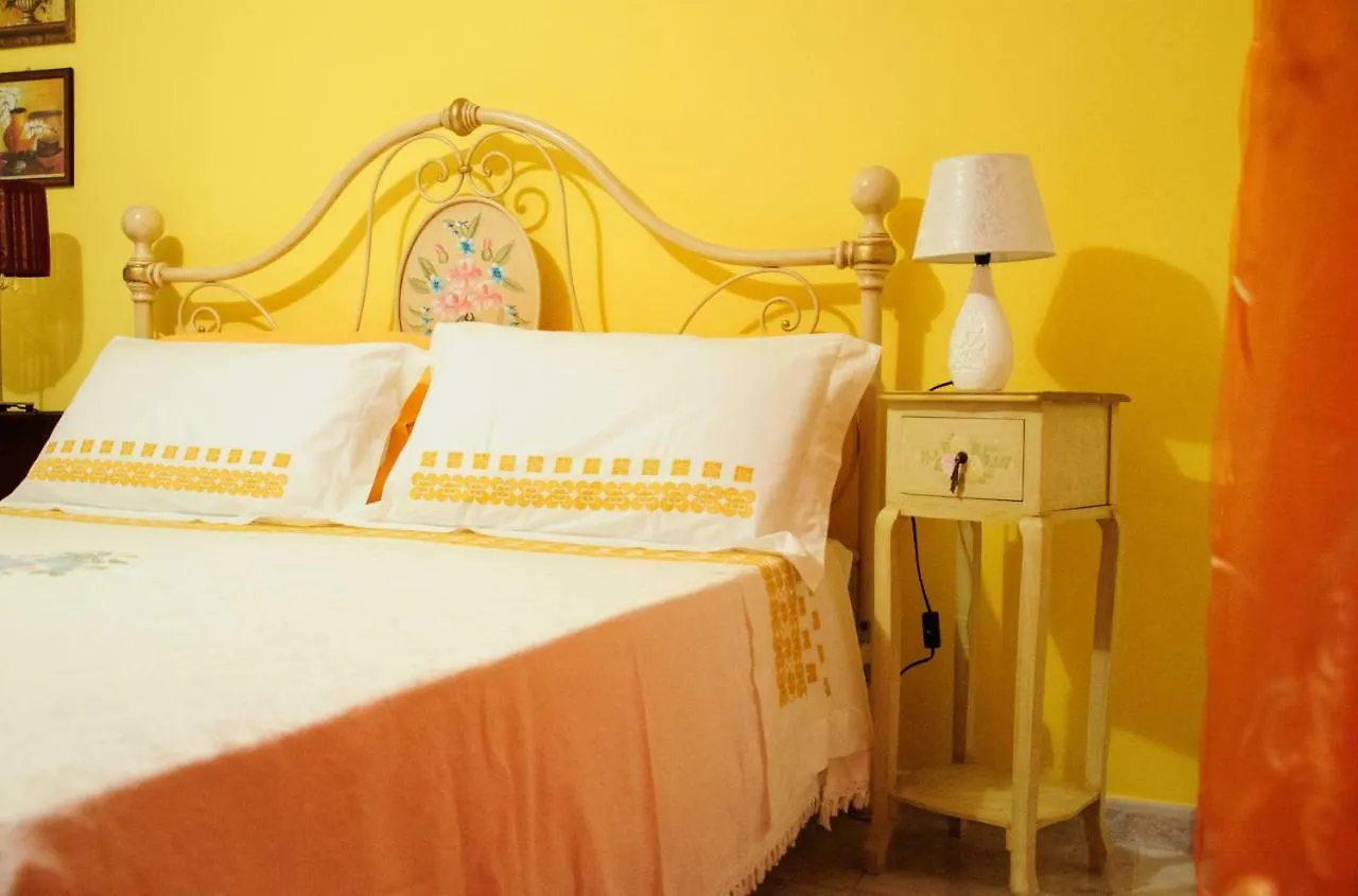 Sole E Luna Oliena Bed & Breakfast